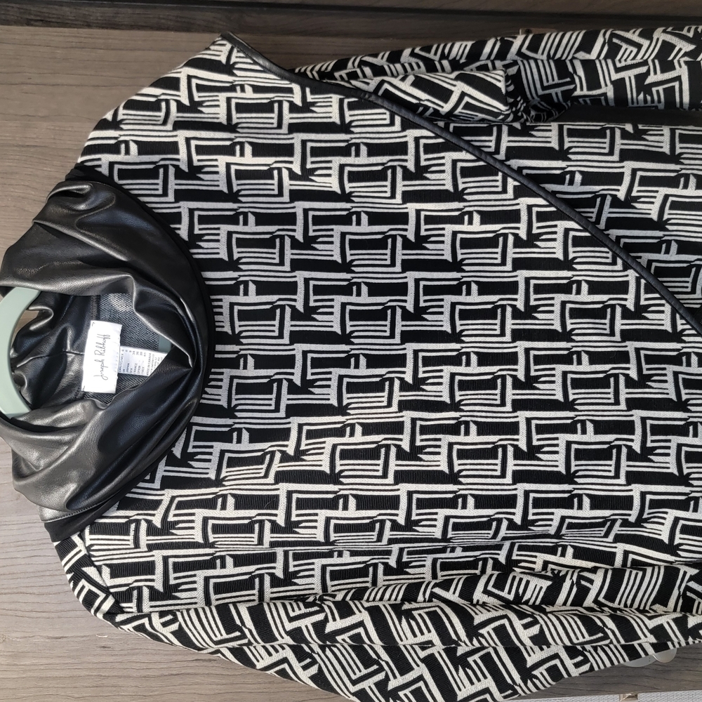 Joseph Ribkoff  Black and White Patterned Jacket/Sweater